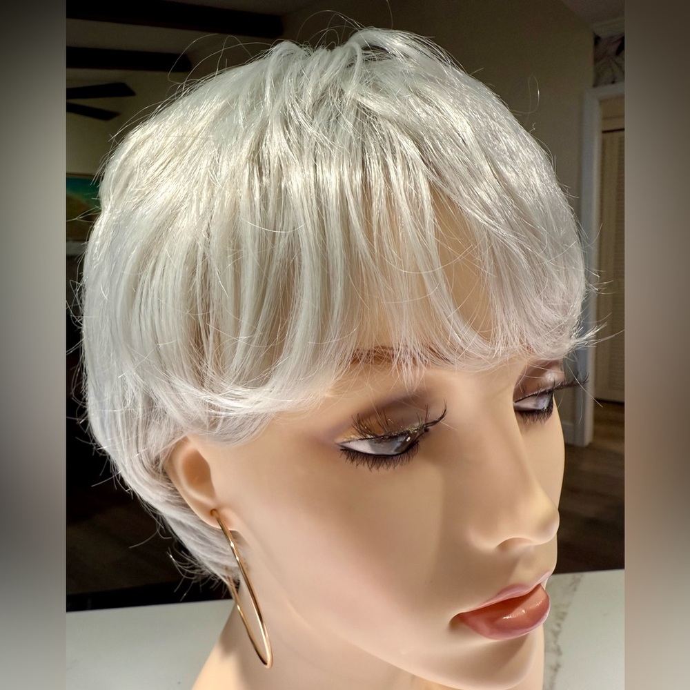 HAIR Pixie with bangs Light Gray/Silver/White - Picture 4 of 10